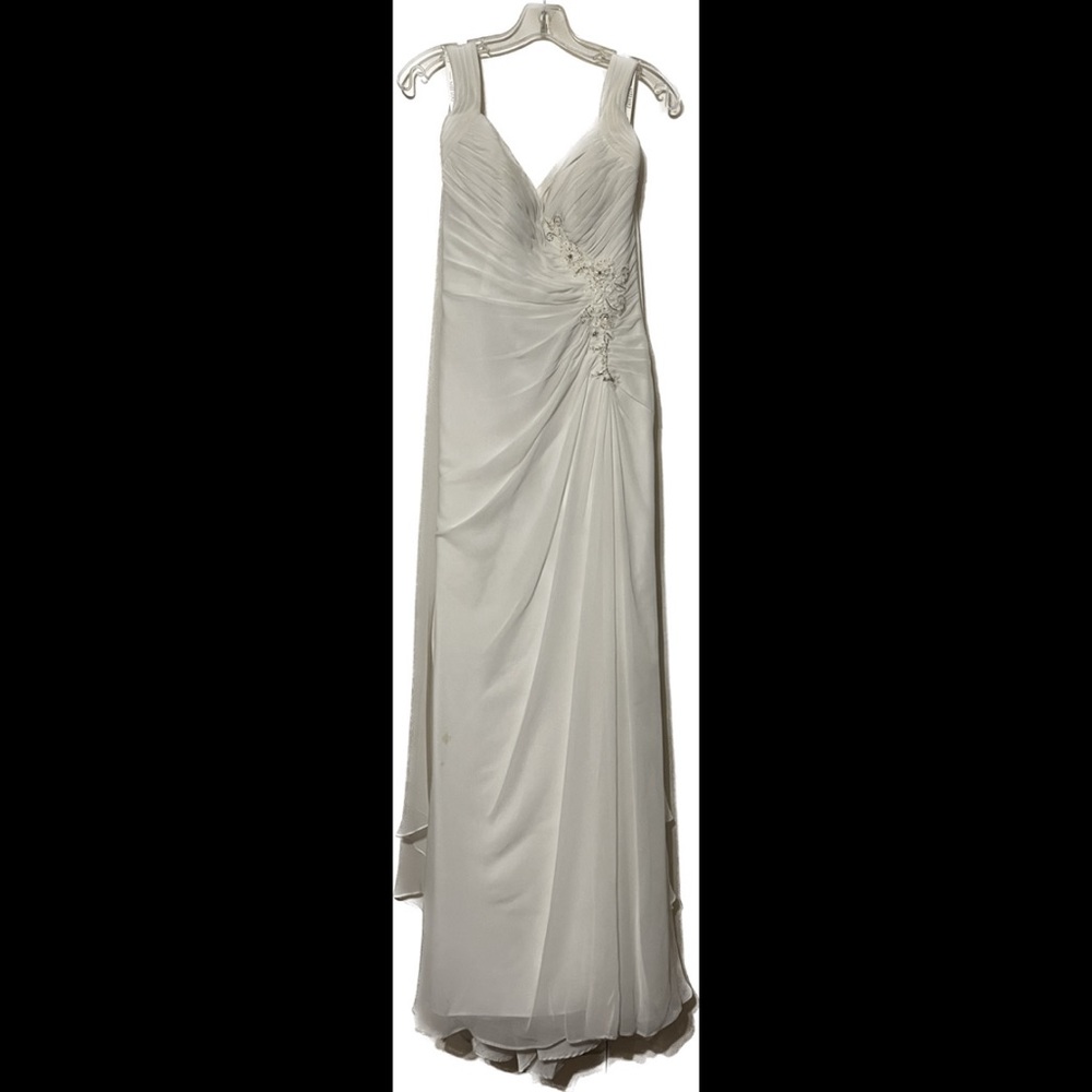 Beautiful Classic Hollywood Style Wedding Dress